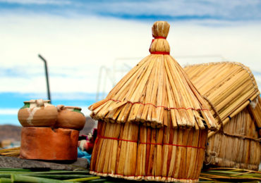 tour isla flotante de los uros (11)